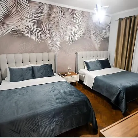 Claire's Cosy Flat Apartment Berat